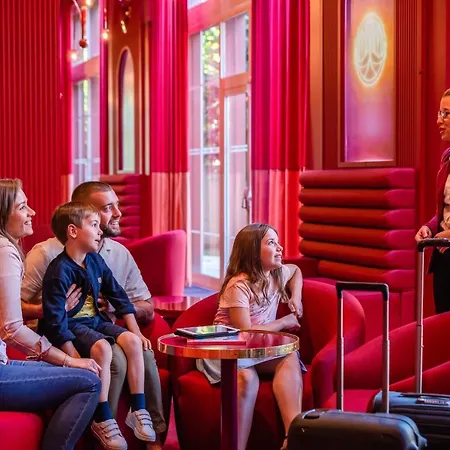 Grand Magic Marne La Vallee 4*