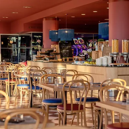 Hotel Grand Magic Marne La Vallee