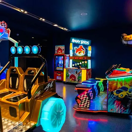 Hotel Grand Magic Marne La Vallée - Ex Magic Circus Magny-le-Hongre